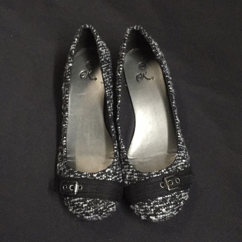 It's Ok Black and Gray Wedge Flats.